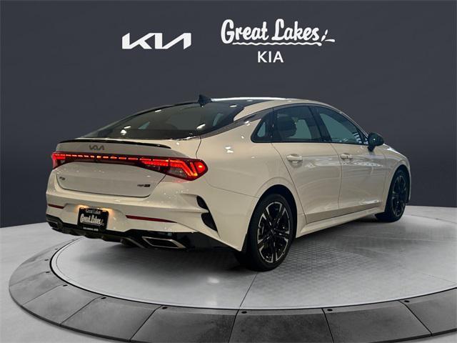 2022 kia k5 gt-line