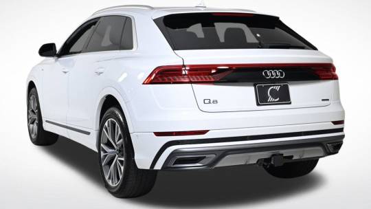 2021 Audi Q8