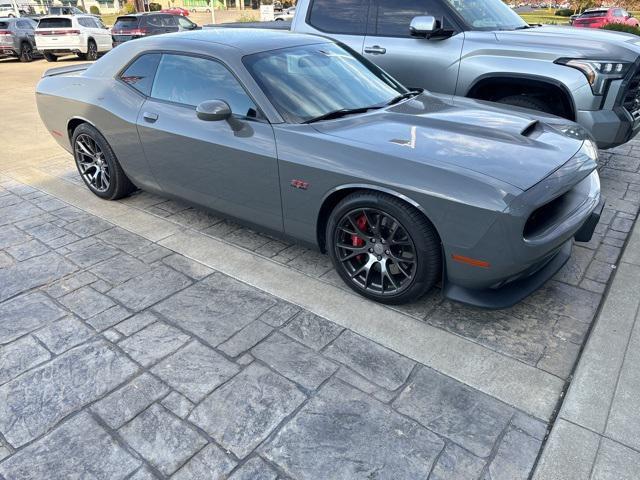 2017 dodge challenger srt 392