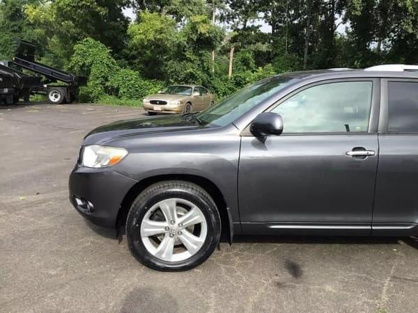2008 toyota highlander in muldoon, texas