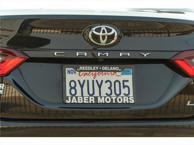 2022 toyota camry le