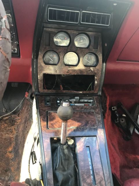 1982 corvette complete car for restoration great colors