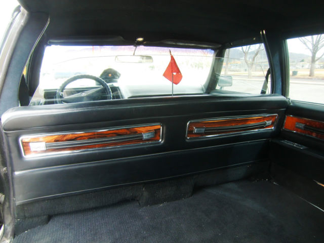 cadillac limousine 1969 with partition window