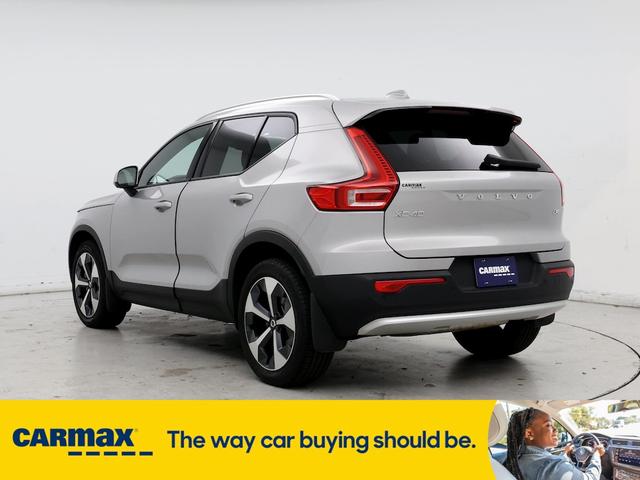 2023 volvo xc40 b4 core