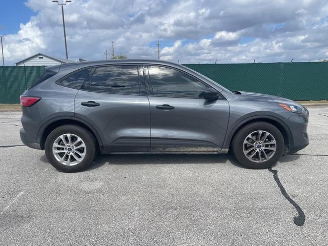 2021 ford escape s