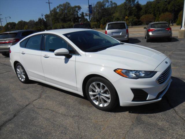 2020 ford fusion se 4dr sedan