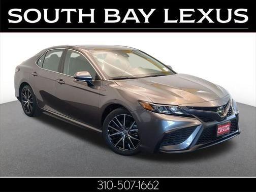 2022 toyota camry