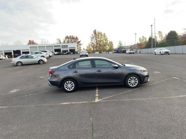 2022 kia forte fe