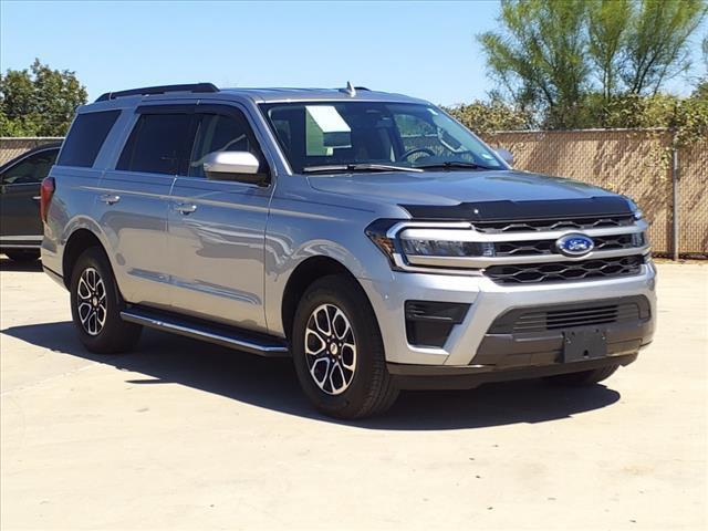 2023 ford expedition xlt