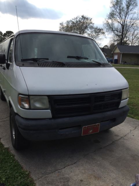 dodge ram cargo van b250