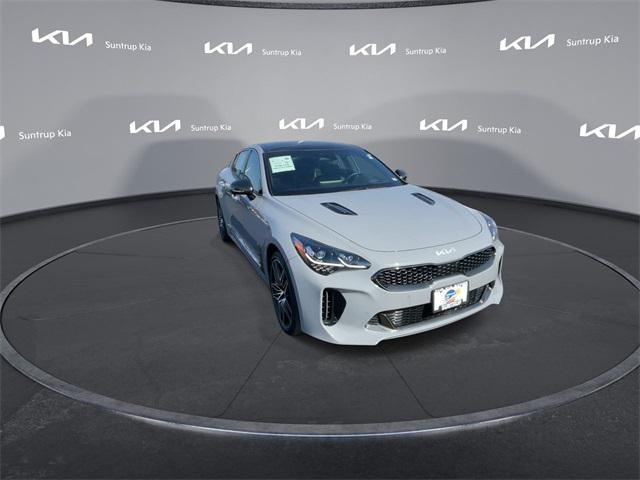 2022 kia stinger gt2