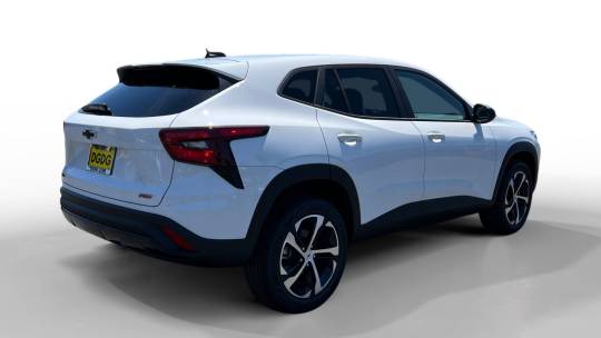 new 2024 chevrolet trax 1rs fwd