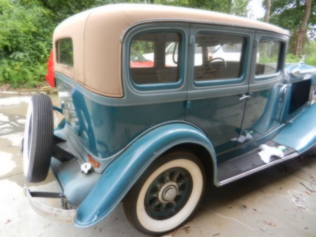 1931 auburn 898 4dr sedan