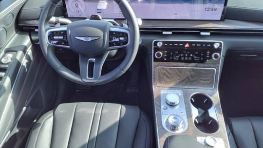 2025 Genesis GV80