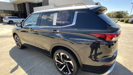 2024 Mitsubishi Outlander sel platinum edition