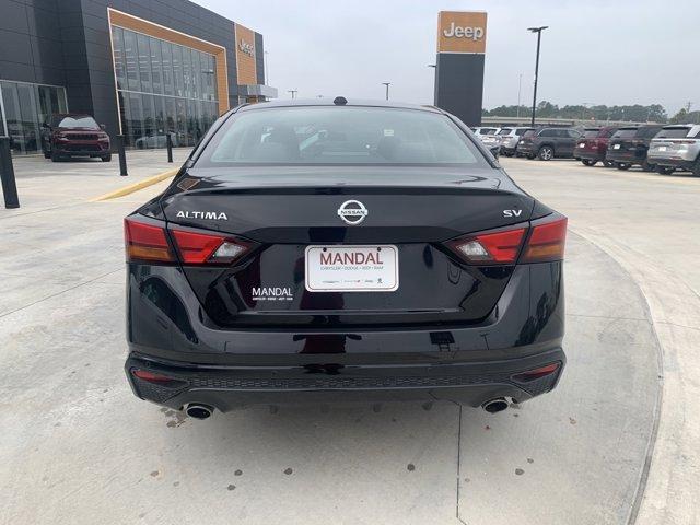 2022 nissan altima 2.5 sv