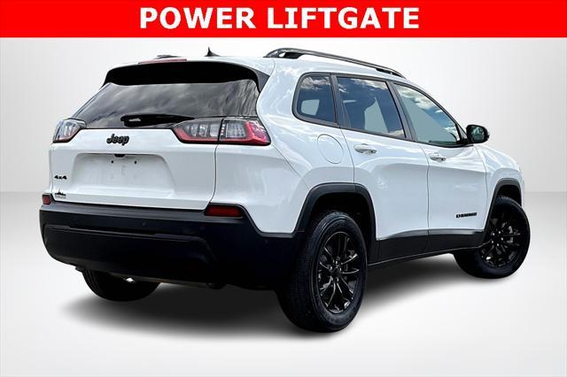 2023 jeep cherokee altitude
