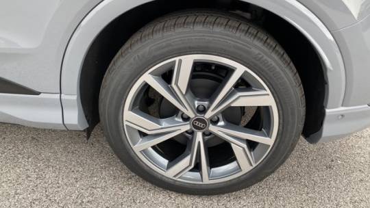 2024 Audi Q4 e-tron premium plus