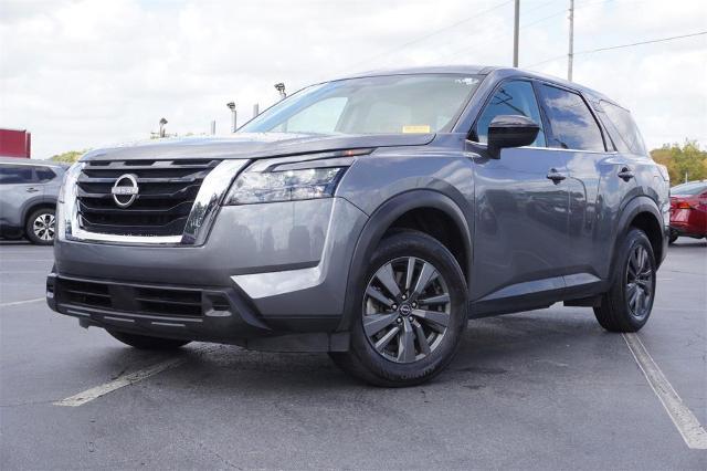 2023 nissan pathfinder s