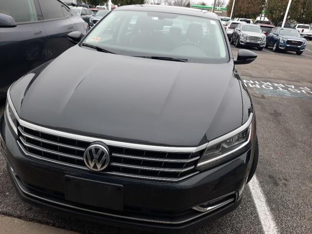2017 volkswagen passat 1.8t se w/technology