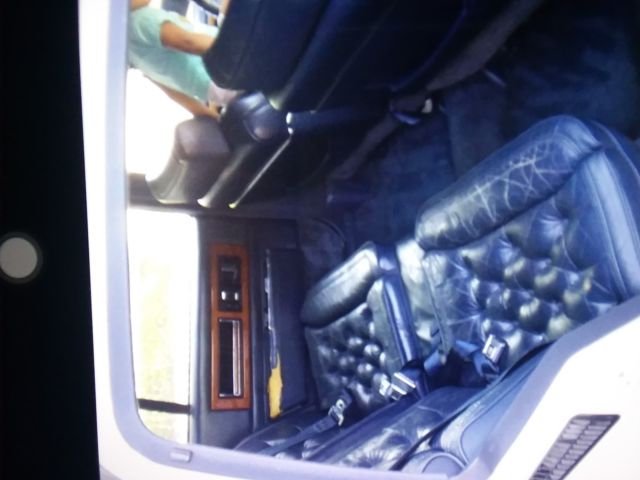 1990 fleetwood cadillac