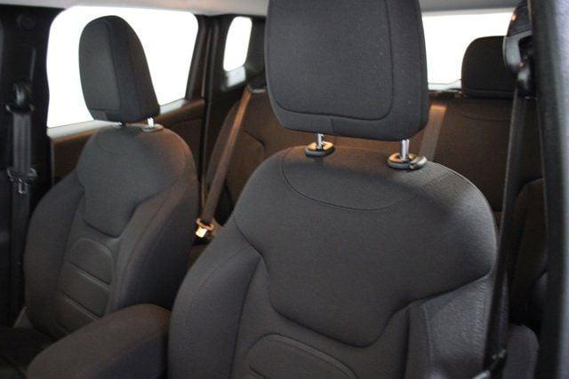 2021 jeep renegade latitude in wichita, kansas
