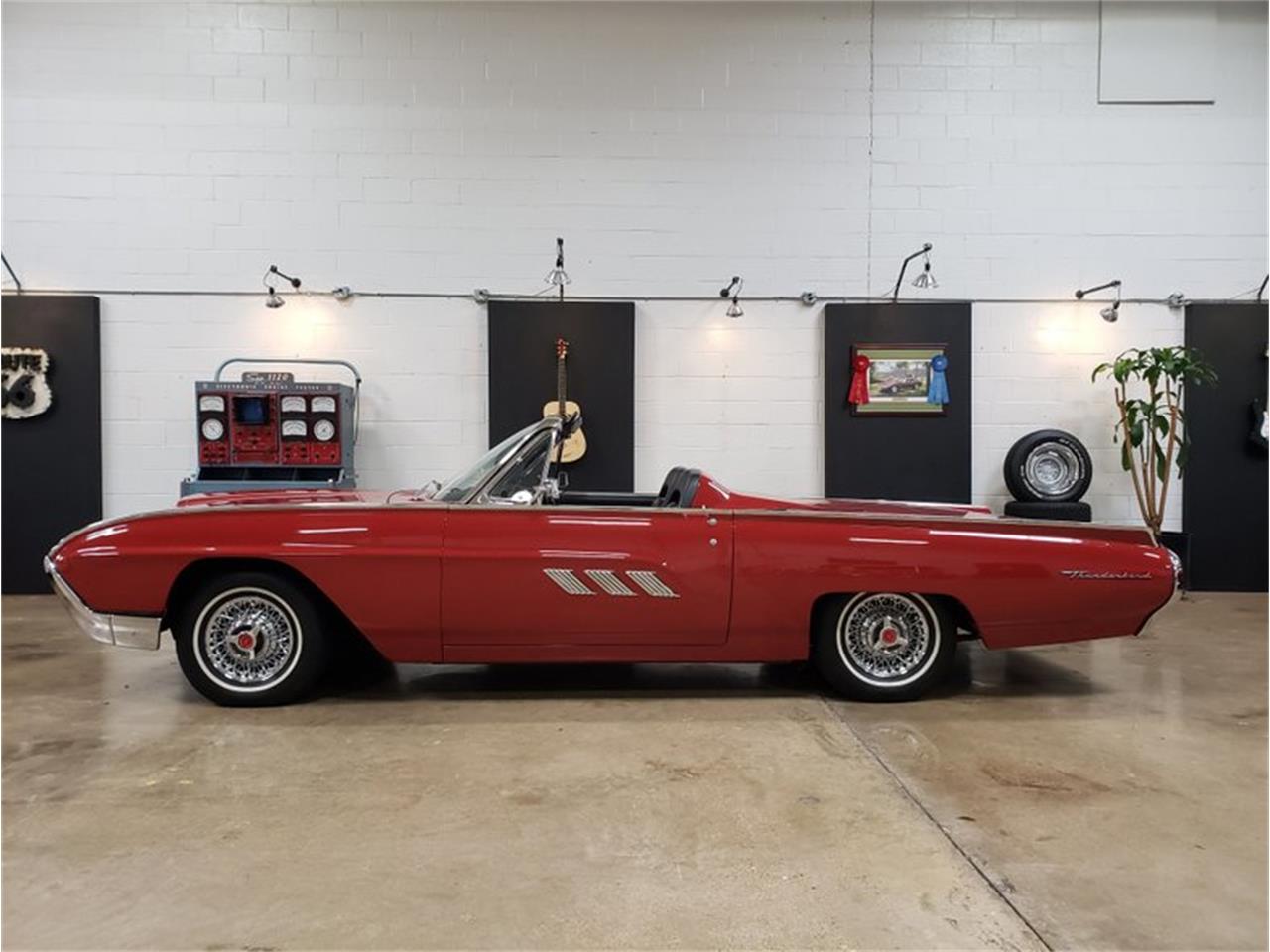 1963 ford thunderbird
