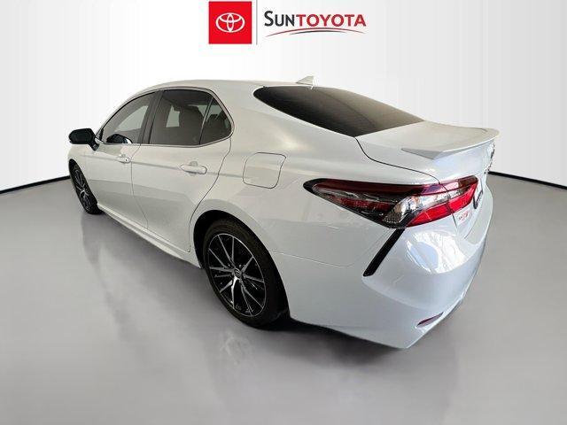 2024 toyota camry se