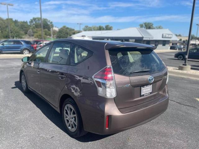 2015 toyota prius v two