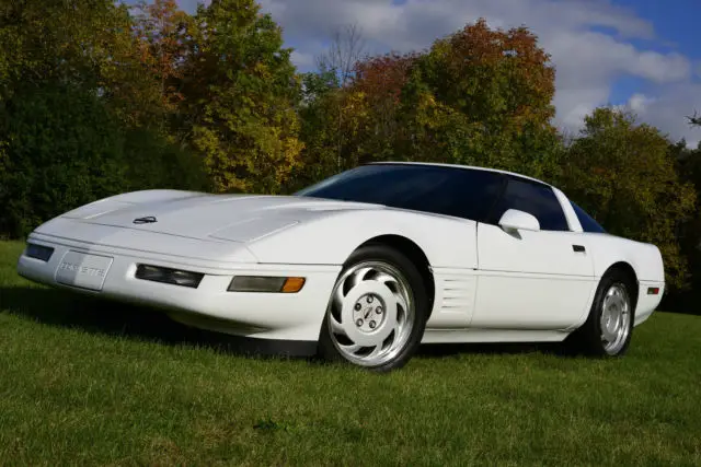 zr1 detailed ad: 180 photos, 8 min video, nice condition