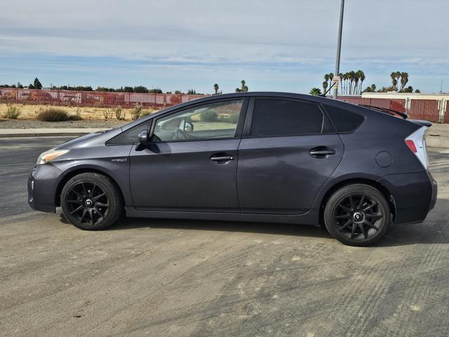 2014 toyota prius five