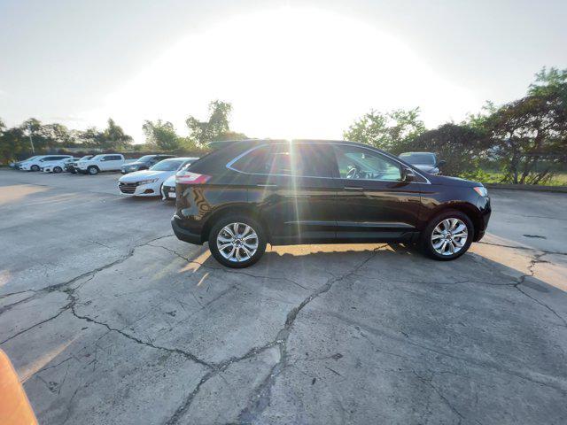 2022 ford edge titanium