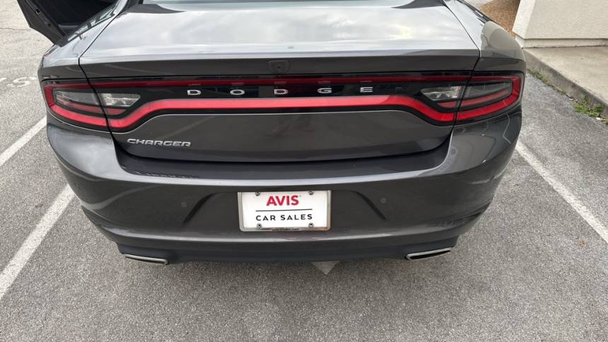 2022 dodge charger sxt