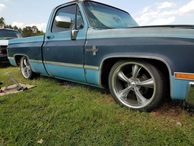 1986 chevrolet c-10 silverado lowered