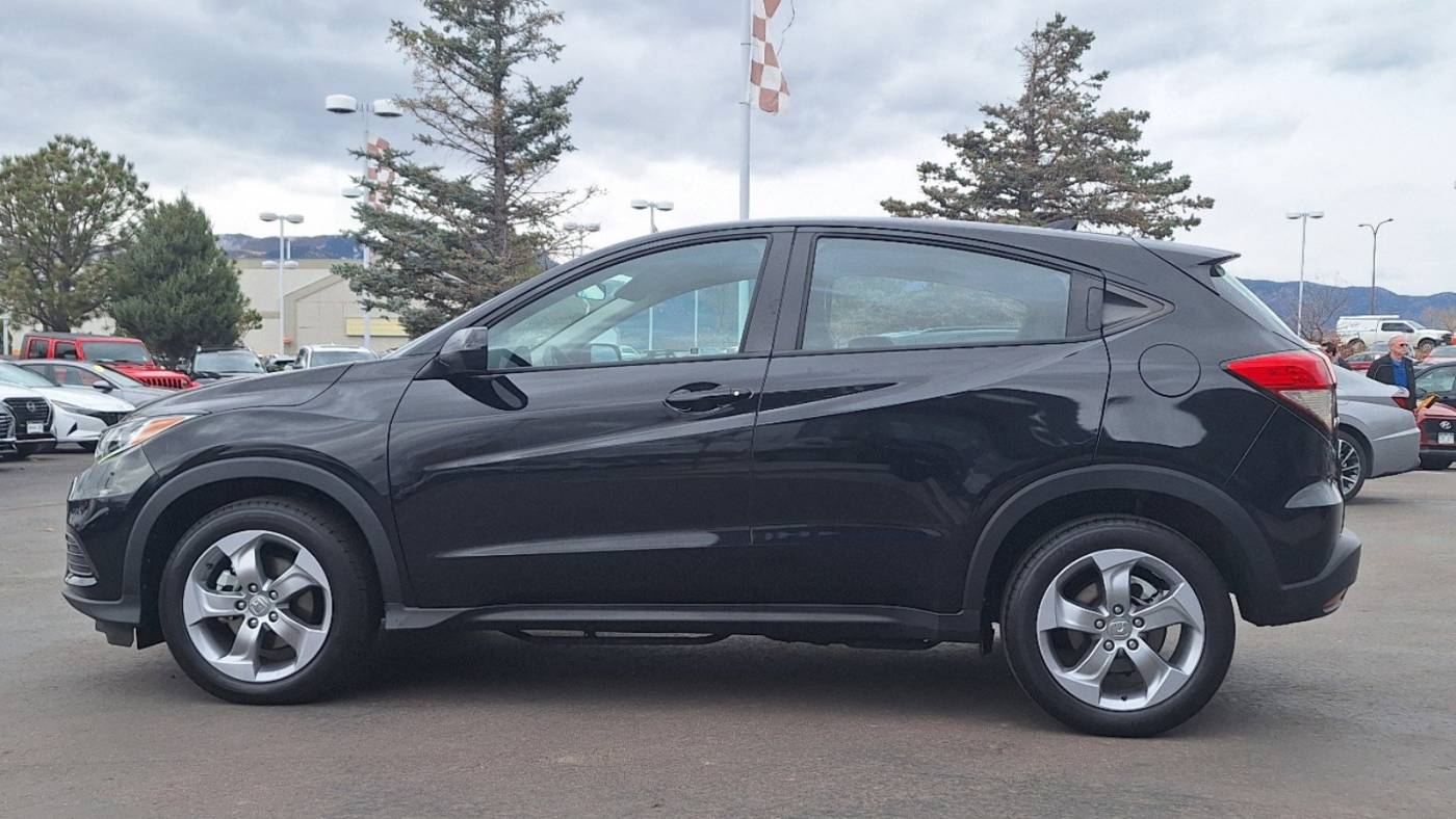 2021 honda hr-v lx
