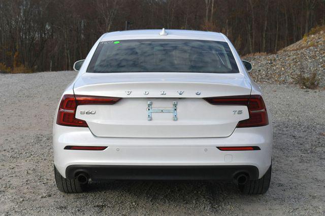 2021 volvo s60 t5 momentum