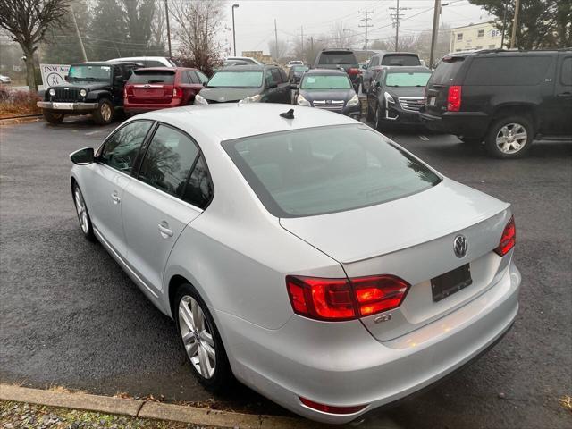 2012 volkswagen jetta gli