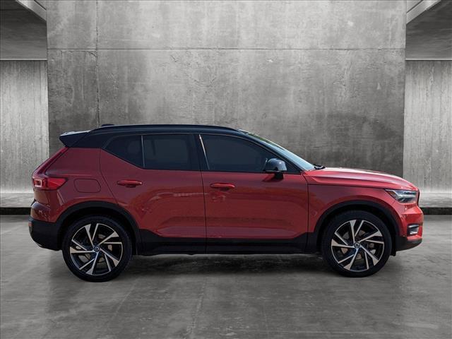 2019 volvo xc40 t5 r-design