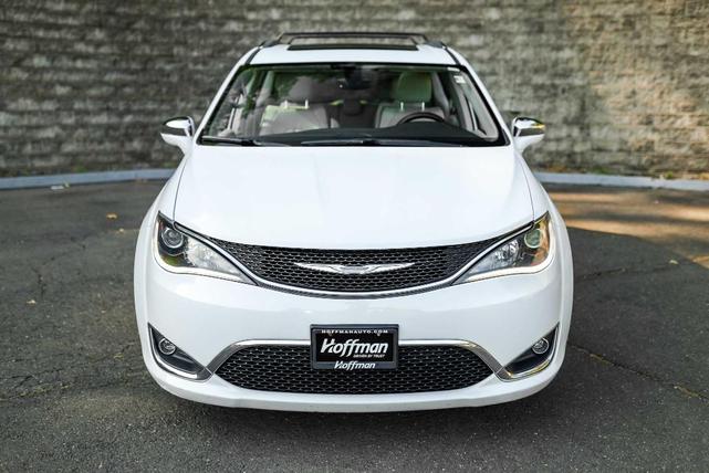 2017 chrysler pacifica limited