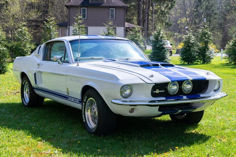1967 ford mustang fastback 5-speed gt350-style