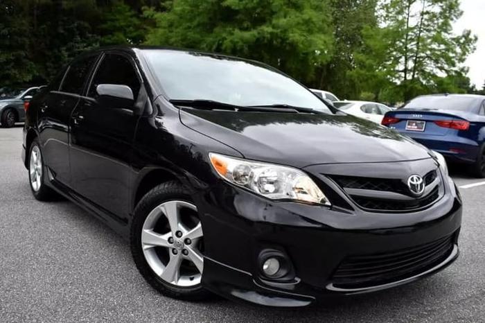 2013 toyota corolla l sedan 4d in duluth, georgia