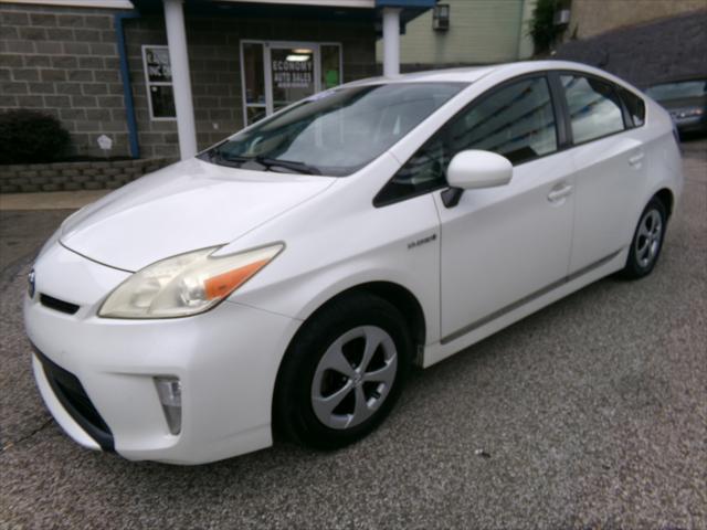 2012 toyota prius two