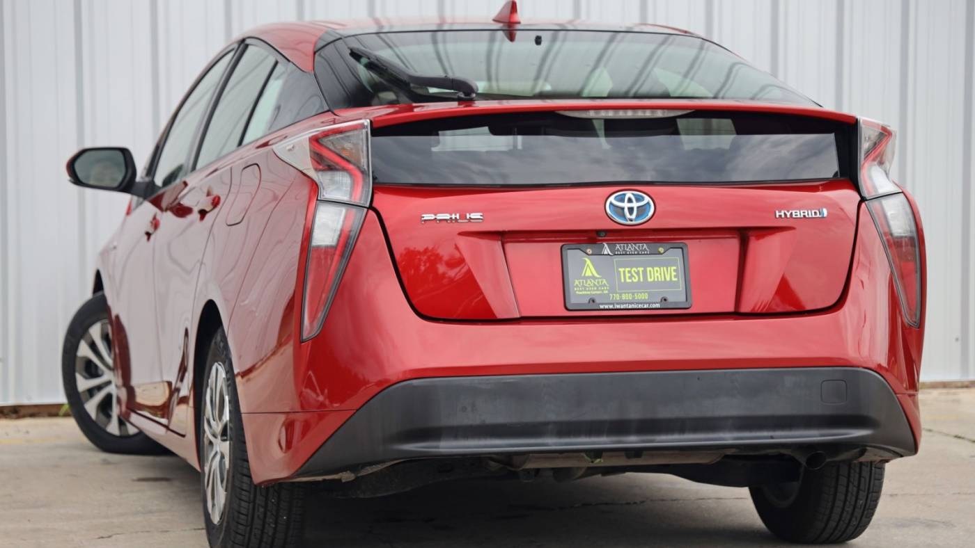 2017 toyota prius two