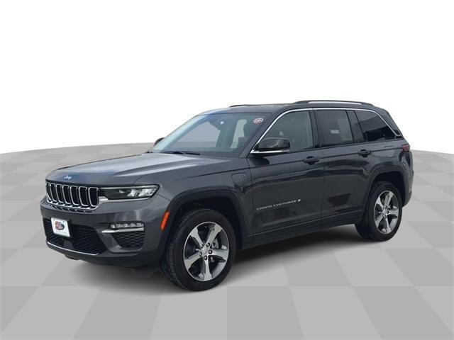 2023 jeep grand cherokee 4xe base