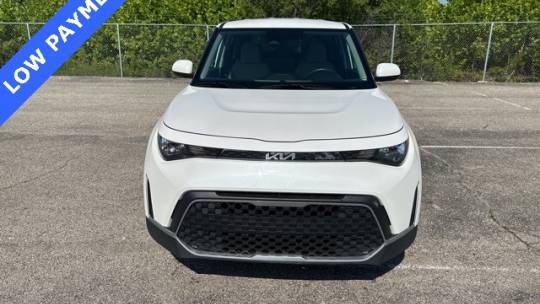 2023 kia soul lx
