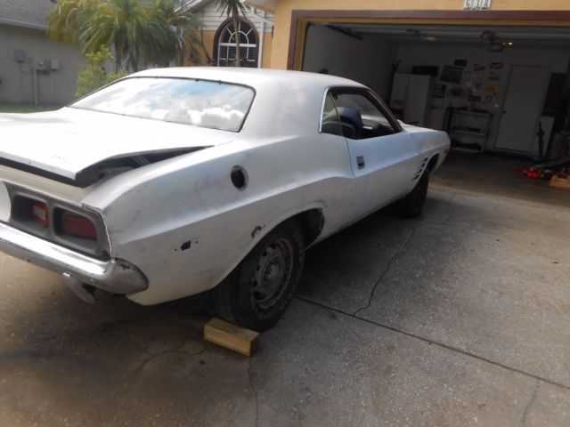 1972 dodge challenger ralley 340 car barn find super solid project