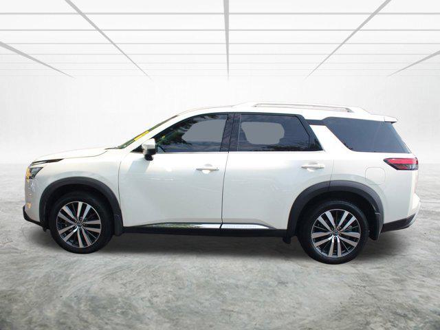 2022 nissan pathfinder platinum 4wd