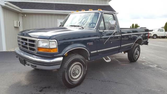 1993 ford f-250 xlt 2dr 4wd standard cab lb automatic 4-speed 4wd v8 5.8l