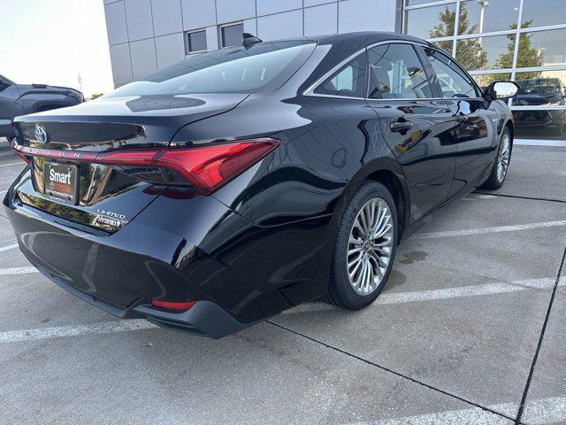 2021 toyota avalon hybrid limited
