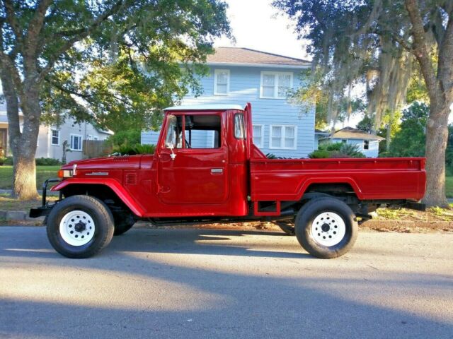 1975 toyota landcruiser hj45 diesel, not fj40 or bj40